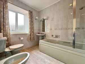 Photo 1- click for photo gallery